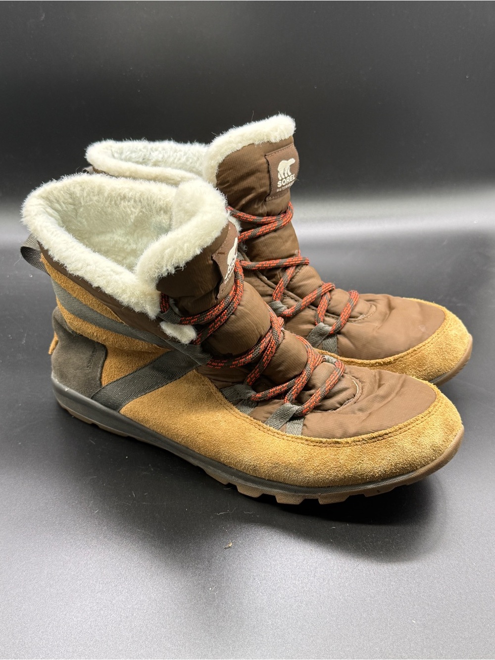 Sorel Whitney Flurry Boots Women's 10 Lace Up Shearling Lined Mid Top Outdoor